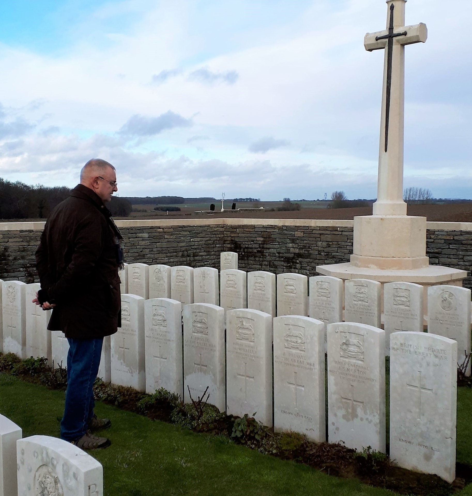 Somme battlefield cemetery with Mike Armitage. CWGC Serre Road No.3